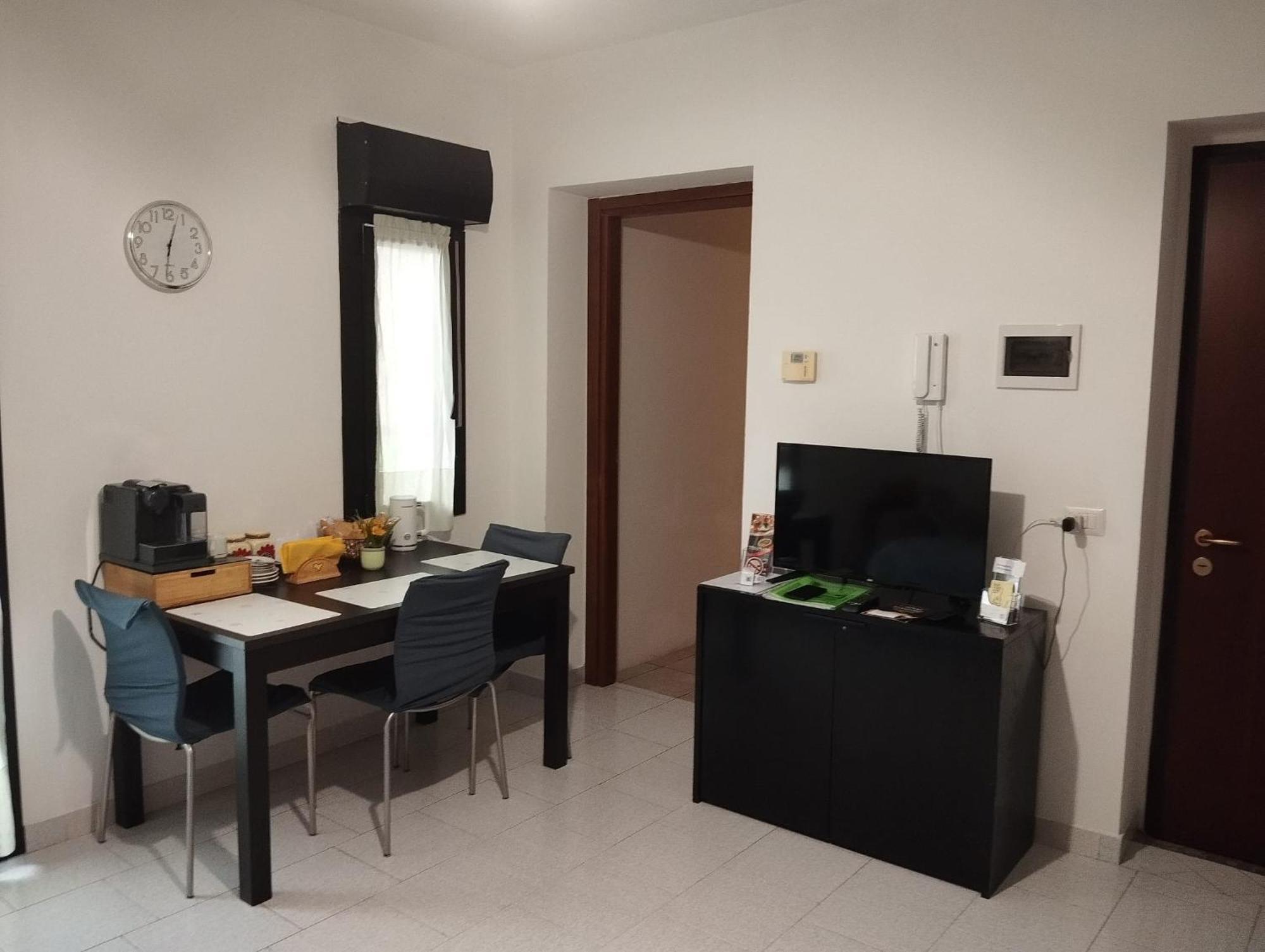 Appartement Mati Malpensa Con Navetta 20Eur à Lonate Pozzolo Extérieur photo